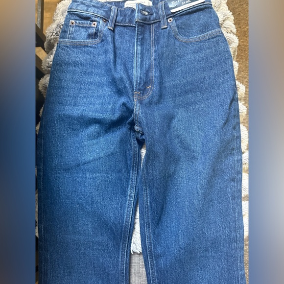 NWT Abercrombie & Fitch Stylish Blue Flared Jeans - Picture 12 of 12